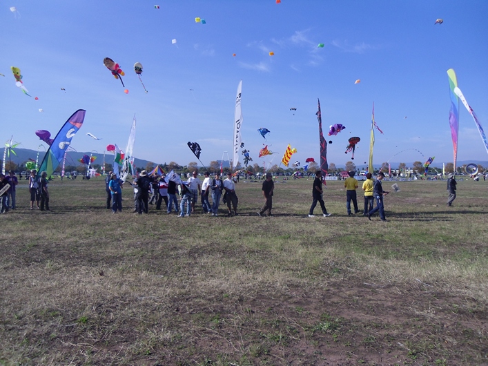 Frejus Kite Festival - France, 29-30 October 2011 - 11fre03img118.jpg