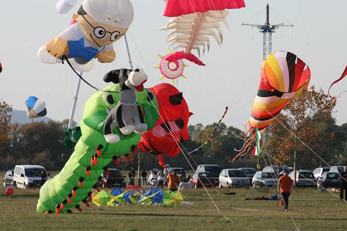 Frejus Kite Festival - France, 29-30 October 2011 - 11fre03img161.jpg
