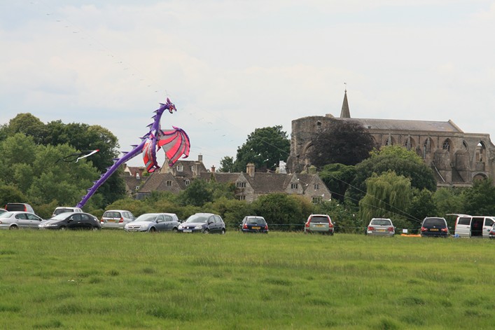Malmesbury Kite Festival, 23-24 July, 2011 - 11mal23img010.jpg