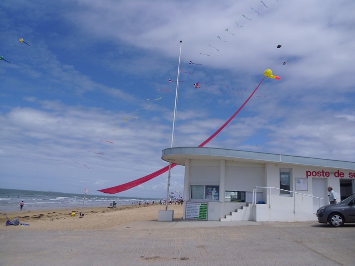 Notre Dame Kite Festival, France, 7-10 July 2011 - 11not09img066.jpg