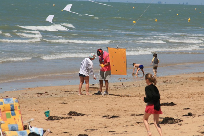 Notre Dame Kite Festival, France, 7-10 July 2011 - 11not10img157.jpg