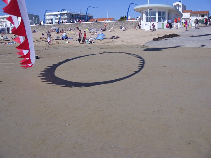 Notre Dame Kite Festival, France, 7-10 July 2011 - 11not10img293.jpg