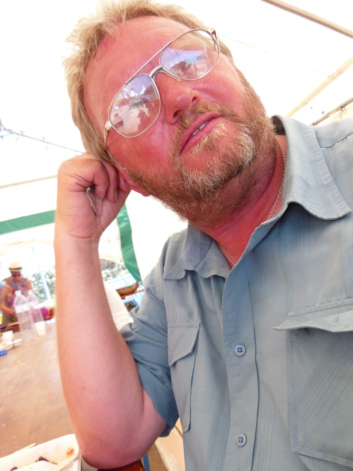 Notre Dame Kite Festival, France, 7-10 July 2011 - 11not11img069.jpg